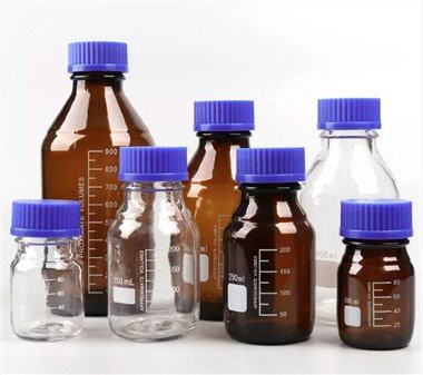Botellas de reactivo